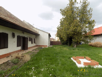 Pozemok 1715m2 v centre obce Tvrdošovce so starším domom vh - 3