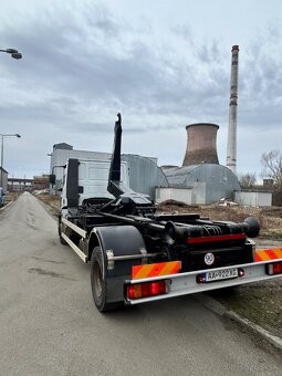 IVECO NOSIČ KONTAJNEROV - 3