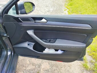 Passat B8 r tapacire dverí Ambient osvetlenie - 3