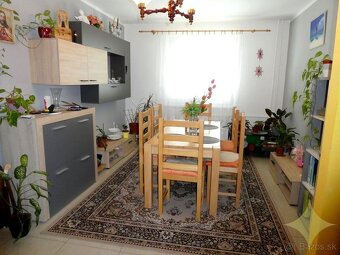 Ponúkam na predaj zrekonštruovaný 3 izbový byt v Lučenci - 3
