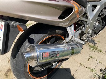 CBR 900 FIREBLADE - 3