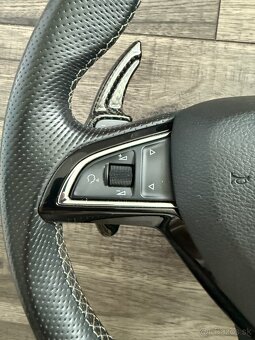 Škoda vyhrievaný volant s airbagom – originál, výborný stav - 3