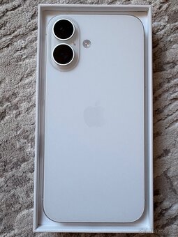Apple iPhone 16 White - 3
