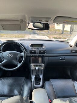 Toyota Avensis 2.0 benzín - 3
