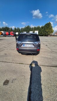 Mitsubishi Outlander - 3