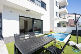 Trogir, Čiovo – zariadený apartmán so súkromným bazénom - 3