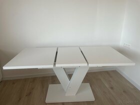 Biely roztahovaci stol - 3