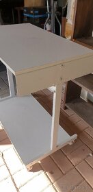 Stôl, stolík na kolieskach 75x 45x V: 77 šedý - 3