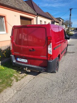 Chladak Peugeot expert 1,6 66kw 2007 - 3