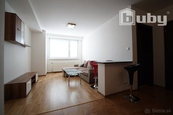 Na prenájom menší 2 izbový byt v širšom centre Martina. - 3