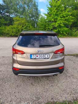Hyundai Santa Fe - 3