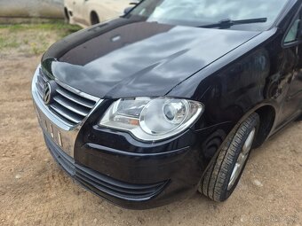 Predám predné podblatniky na Volkswagen Touran mk2 - 3