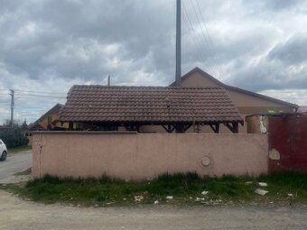 42010-Dražba rodinného domu v obci Veľké Leváre - 3