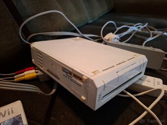 Nintendo wii jeden ovladac 2hry - 3