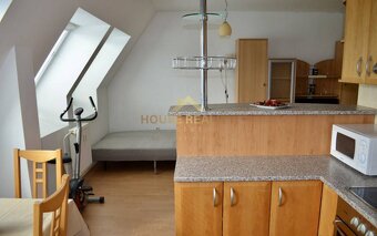 Prenájom NADSTAVBA 1 izbový byt Beňovského ul., Bratislava I - 3