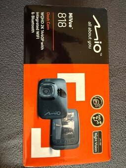 Predám autokameru Mio MiVue 818 Wifi , Bluetooth - 3