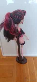 Monster High Draculaura Scaris: City of Frights - 3