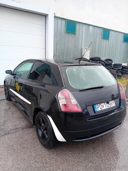 Fiat Stilo 1.9 Jtd 2003 3D - 3