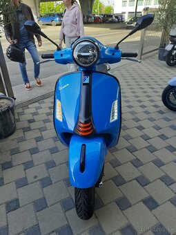 Predám Vespa GTS 125 Super Sport - 3