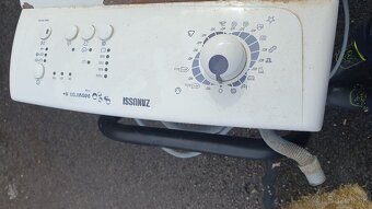 Plnefunkčná práčka Zanussi - 3