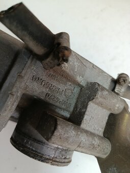 skrtiaca klapka SKODA FELICIA 1.3 047133061 50€ - 3