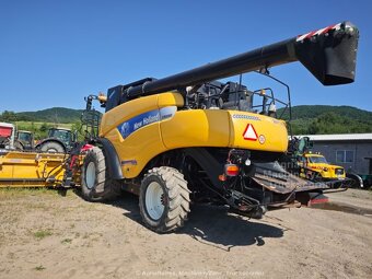 Predám kombajn New Holland CR 9080, rok výroby 2011, - 3