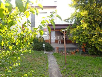 Priestranný 2-podlažný rodinný dom Borský Mikuláš - 3