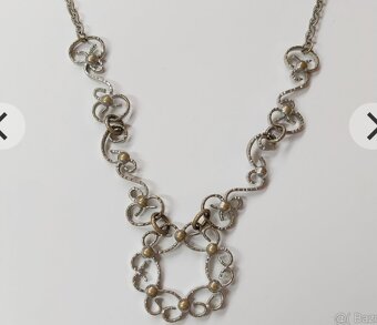 3 ks rôzne krasne bižu nahrdelniky - 3