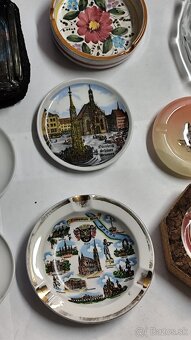 Predám zbierku 87 popolníkov - 3