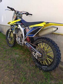 Predám suzuki rmz 450 - 3
