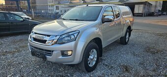 Isuzu D-max Double Cab Custom 4WD A/T - 3