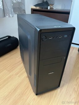 Gtx 970 4GB , i5 6600K , 16GB RAM - 3