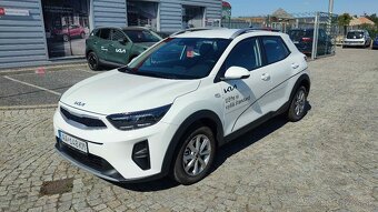 KIA Stonic 1,0 T-GDI M6 Silver 2/2025 iba 1 900 km - 3