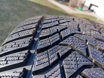 225/40 r18 zimne pneumatiky dunlop - 3