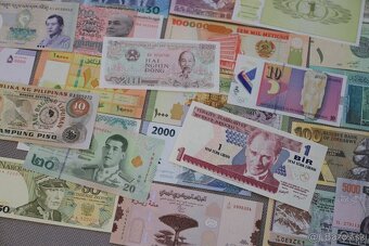 Unc bankovky mix svet 85 kusov/85 krajín - 3