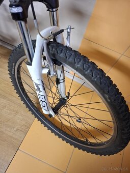 Na predaj horský bicykel Giant - 3