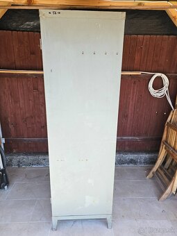 Plechová skrinka - 3