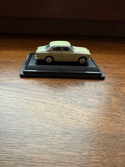 Oxford Volvo Amazon 1:76 - 3
