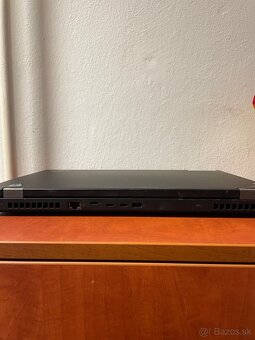 Lenovo ThinkPad P15 gen1 - 3