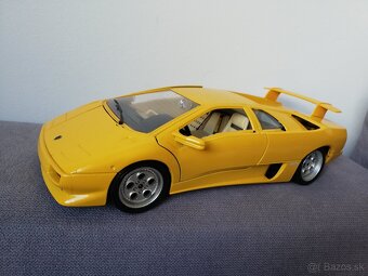 1:18 Lamborghini Diablo  Bburago zlta - 3