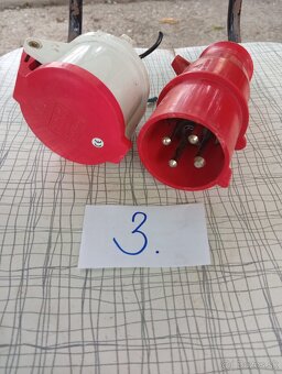 Predám zasuvky na 380/400V - 3