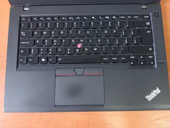 Lenovo Thinkpad T450 , Windows 10 , Intel core i5 , 8gb ram - 3