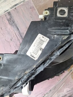 Predne svetla seat leon 2 - 3