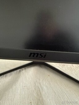 Herný monitor MSI G2412F - 3
