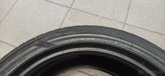 245/40 R18 - 3