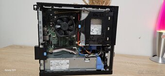 Dell Optiplex - Intel Xeon 4 jadrá, 8GB RAM - 3