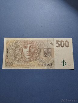 Predám bankovku 500kč 2009 vzácnejšie seria R - 3