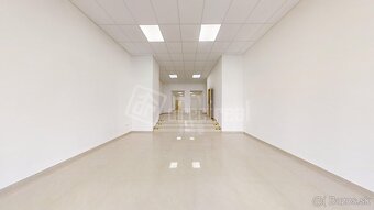 Znížená cena, prenájom obchodného priestoru s výbornou poloh - 3