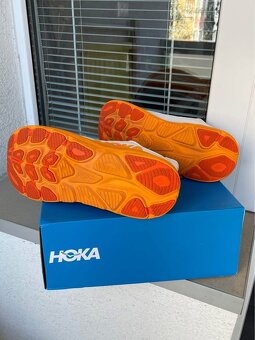 Hoka Clifton 10 / EU 42 / Bežecké topánky - 3