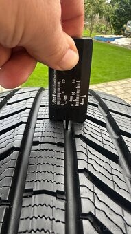 Zimné pneumatiky 235/45R20 Continental - 3